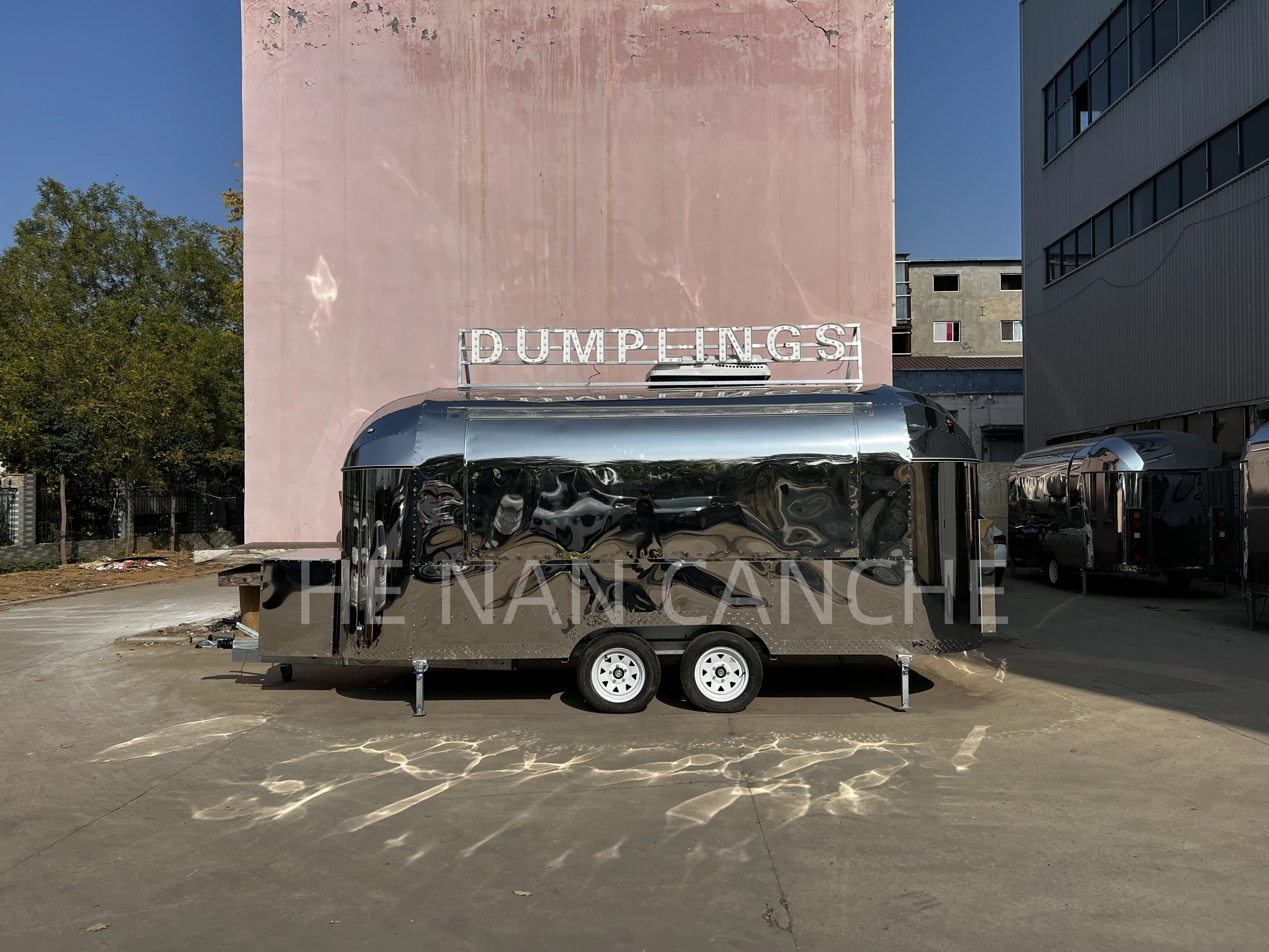 

Stainless Steel Mobile Kitchen Food Truck for Sale