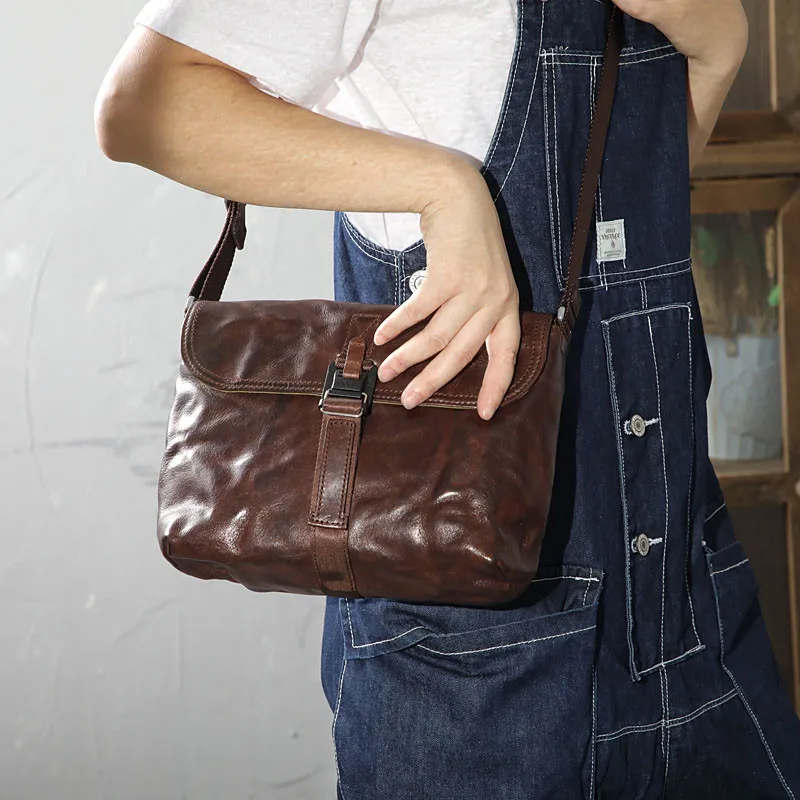Vintage designer original luxury genuine leather men messenger bag casual high quality pleated top layer cowhide shoulder bag