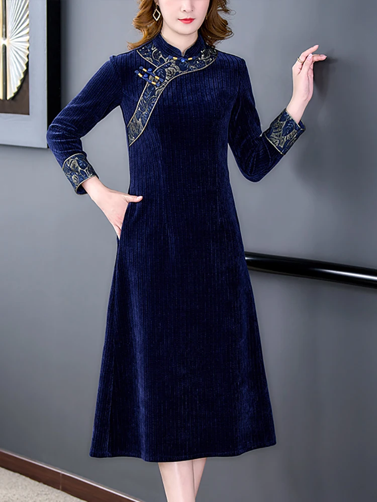

Осенне-зимнее синее бархатное плотное теплое платье миди, женское Новое Элегантное платье-Ципао с воротником-стойкой, корейское винтажное облегающее платье 2023