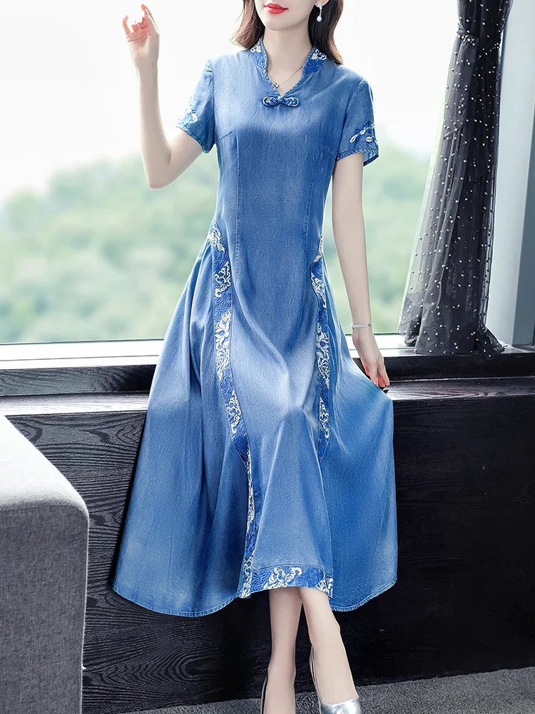 

Summer and Autumn national style new short sleeve retro rayon denim dress heavy industry embroidered cheongsam improved dress