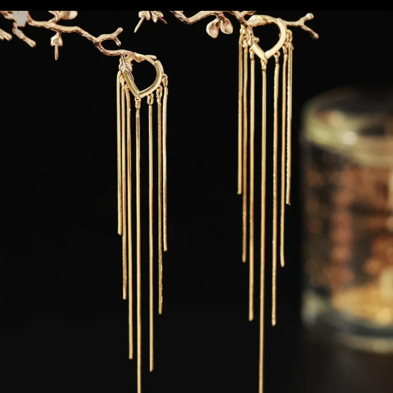 

QXTC Vintage Gold Color Bar Long Thread Tassel Drop Earrings For Women Glossy Geometric Earring New Fashion Wedding Jewelry