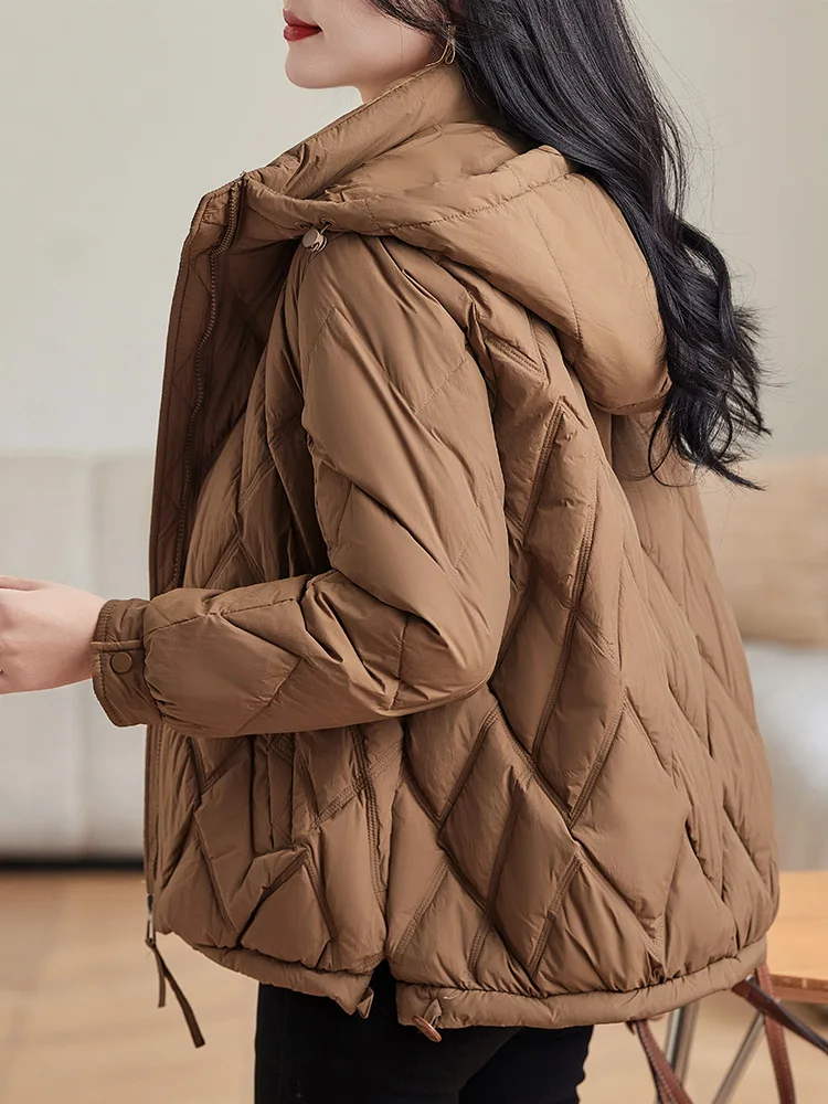 Короткий пуховик женский зимний новый маленький средний возраст модный капюшон