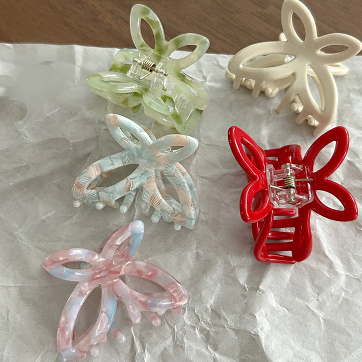 

5Pcs/Set Acetate Butterfly Hair Claw Crab Clip Hollow Butterfly Makeup Bath Headwear Hair Clips For Women Hair Accessories