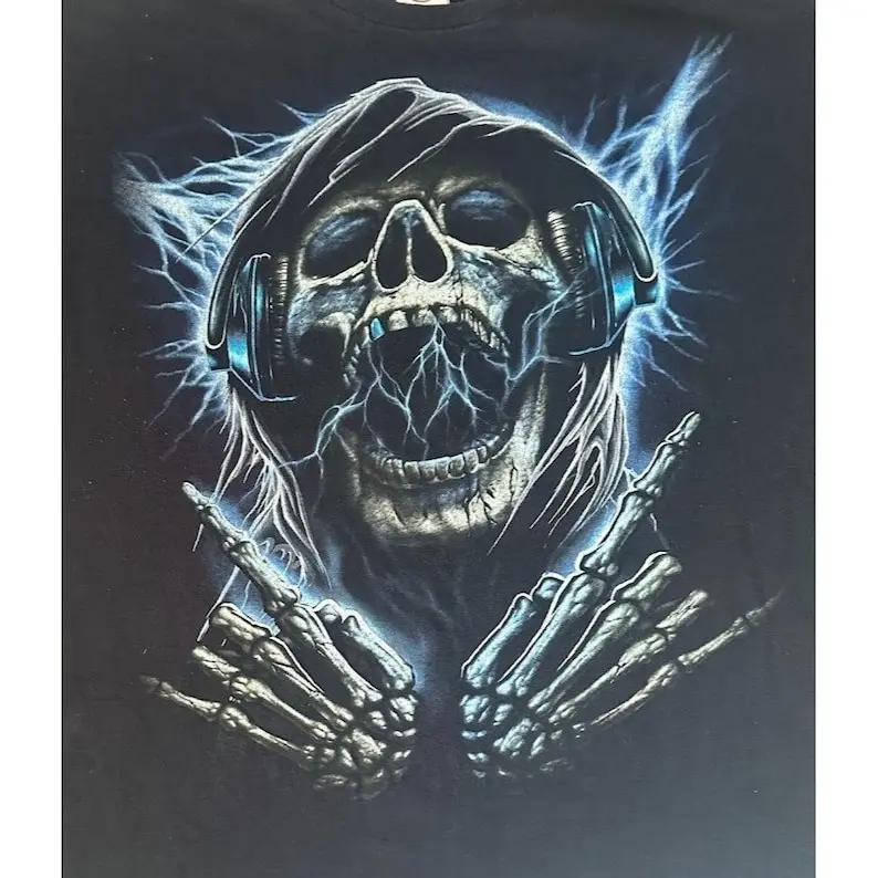 Винтажная черная футболка Y2K Cyber Skull w/наушники с графическим принтом XL