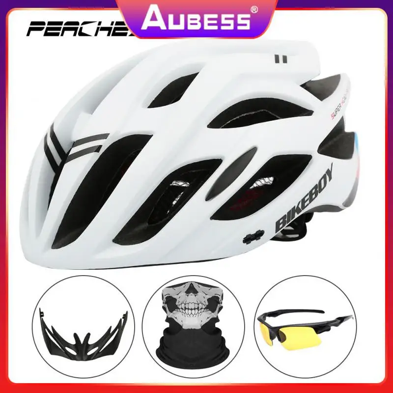 

Adjustable Lynon Chin Strap Bike Cap Durable Cycling Helmets Withlight Bicycle Helmet Comfortable Cycling Cycling Equipment