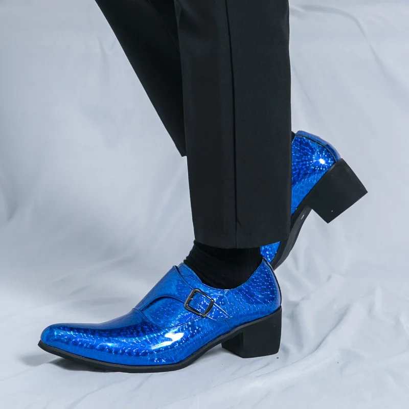 Синие яркие мужские модельные туфли Кожаные на высоком каблуке с острым носком