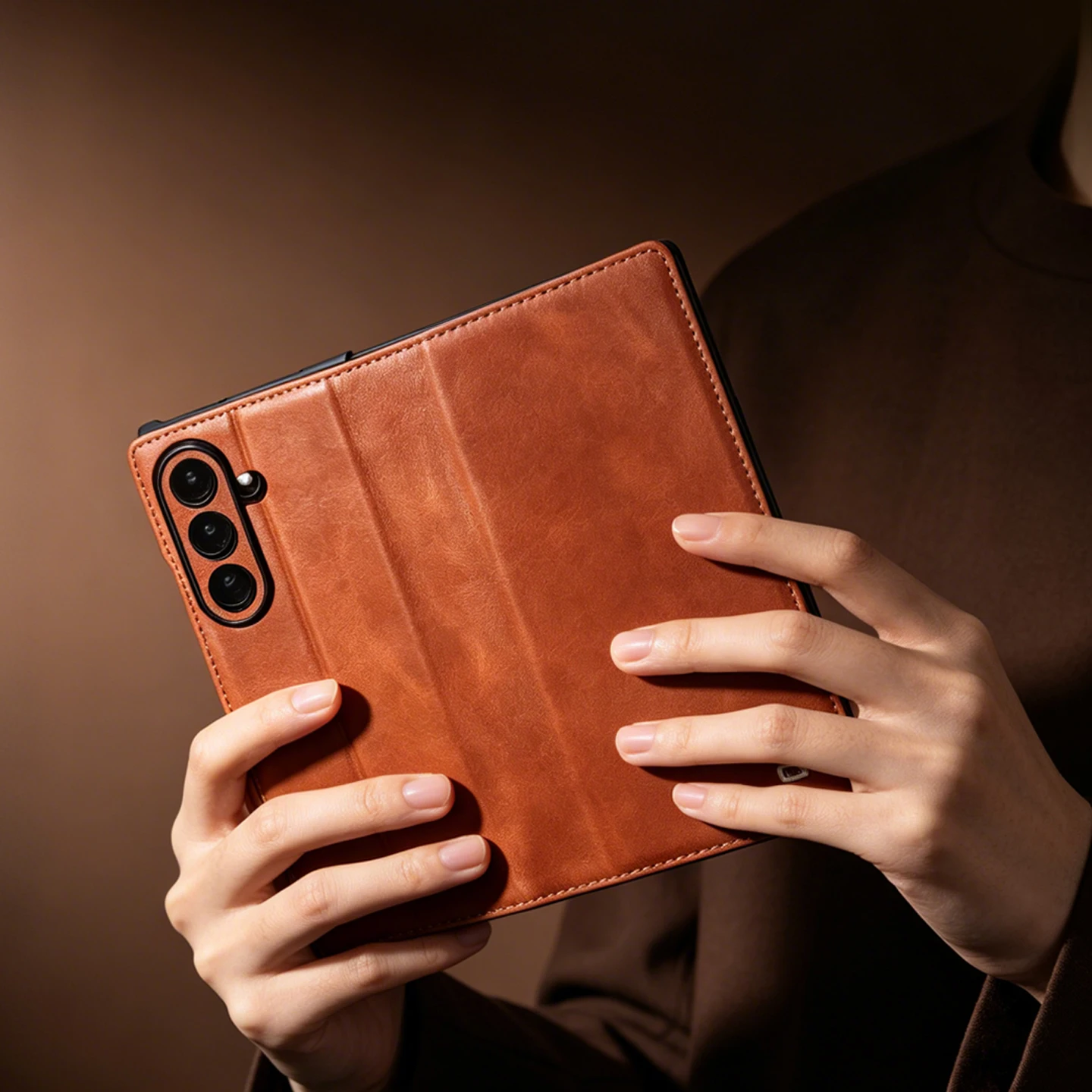 Фото Чехол-книжка QIALINO из натуральной кожи с эффектом масляного воска для Samsung Galaxy Z Fold8 Fold 8 Ultra, из воловьей кожи, с отделением для карт, функцией кошелька и подставкой №2