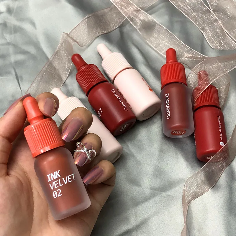

New 6 Color Matte Dyeing Lip Gloss Moisturizer Liquid Lipstick Waterproof Long Lasting Red Lip Tint Korean Makeup Cosmetic