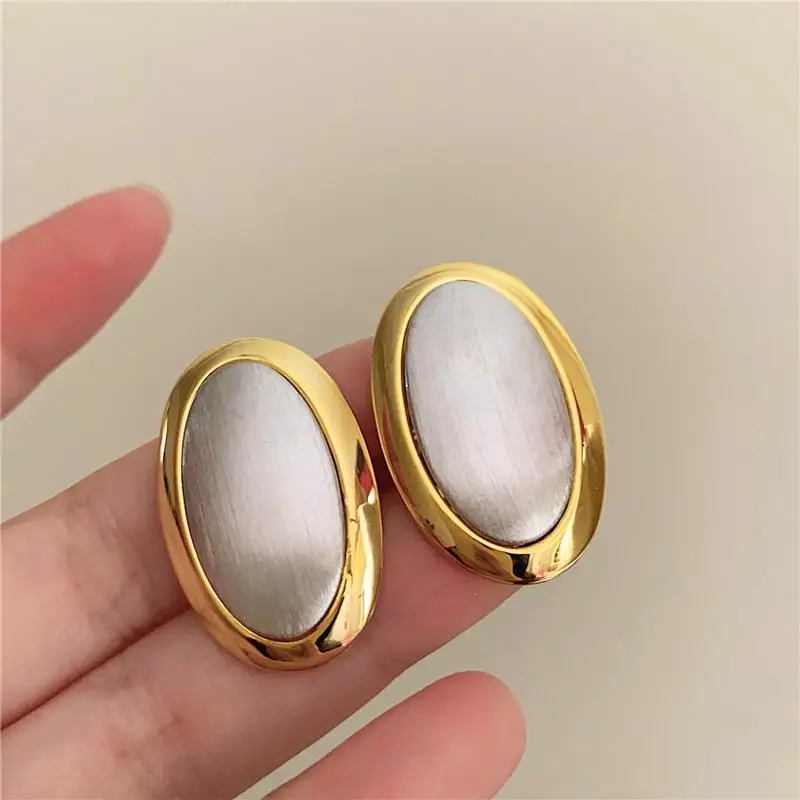 

Fashion Jewelry 925 Silver Needle Splicing Color Metallic Oval Earrings For Women Female Party Gift Elegant Temperament