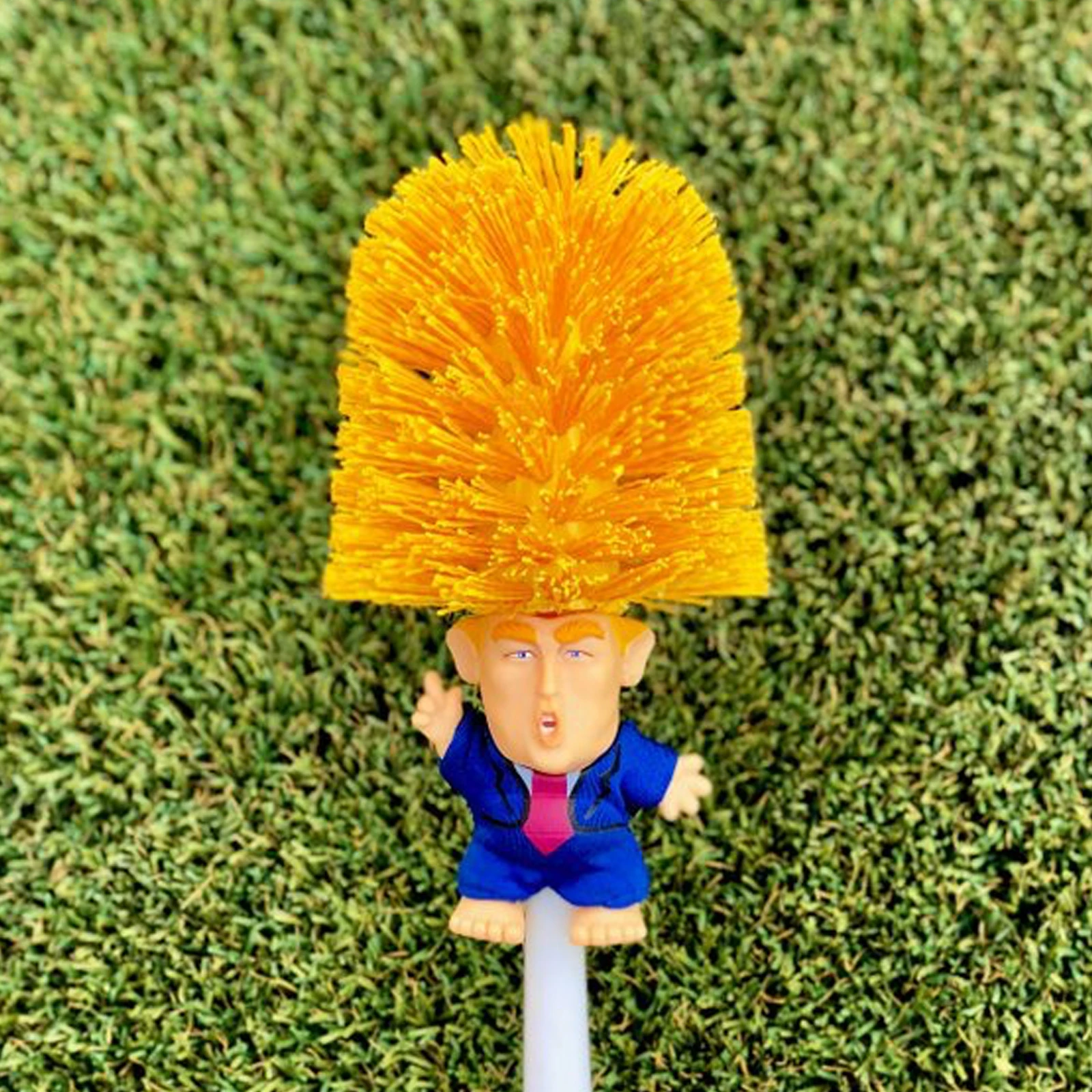 Одна штука забавной пластиковой туалетной щетки Трампа, практичный инструмент для уборки дома, прочный набор аксессуаров для ванной комнаты.