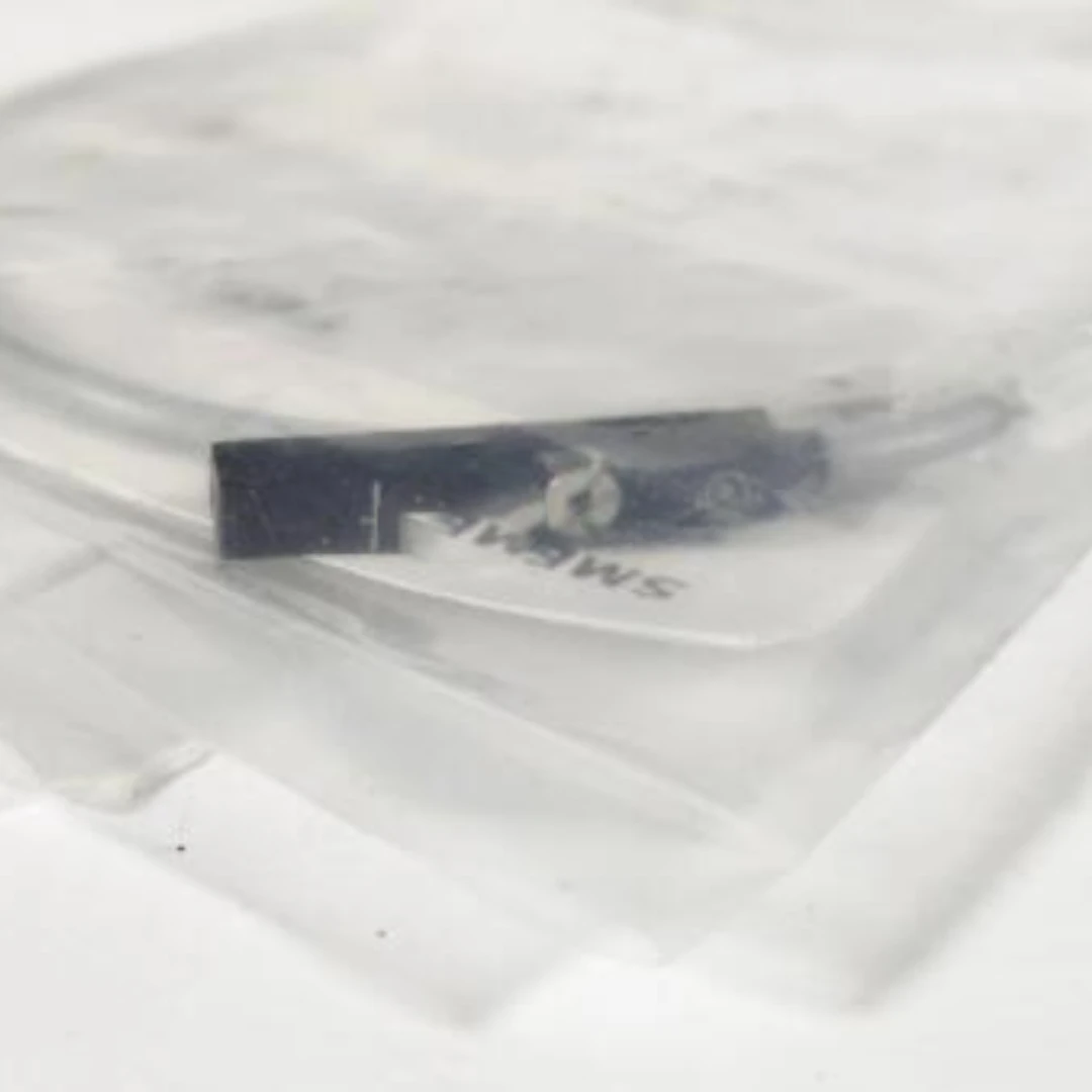 2 шт./партия новый оригинальный переключатель Φ 175484