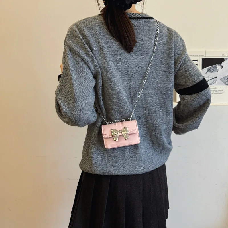 2024 новая женская нишевая сумка с бантом осенняя трендовая милая крутая