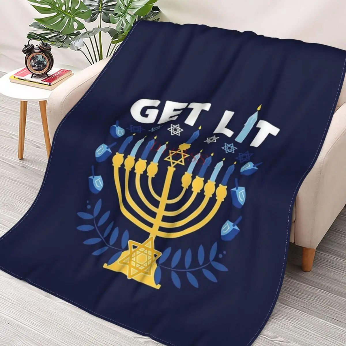 

Фланелевое покрывало с 3D-принтом Get Lit hanukka