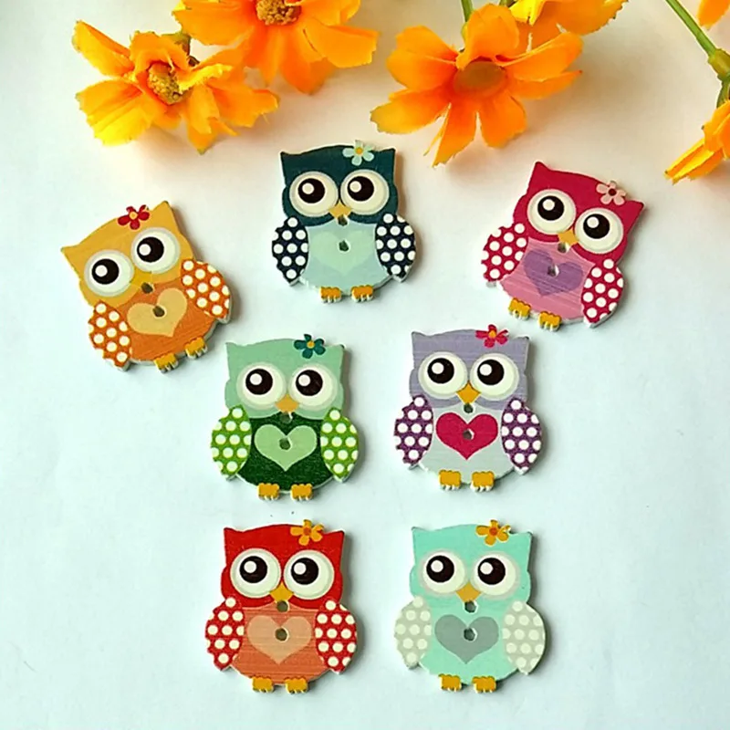

30pcs Lovely Owl Buttons Mix Painted 26*30mm Pattern Decoration Clothing Craft Accessories Sewing wooden Buttons 2 Holes