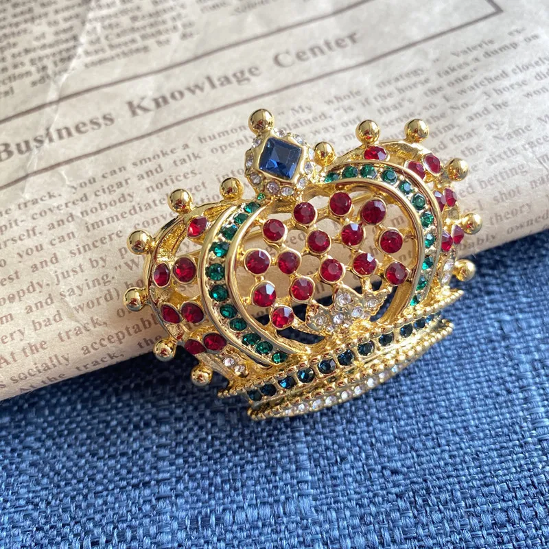 

Retro color crown brooch brooch flower coat accessories