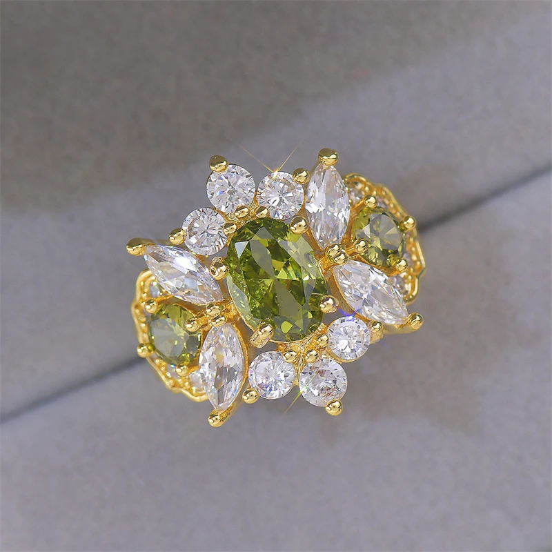 Классическое модное регулируемое кольцо с оливково-зеленым кристаллом и цветком