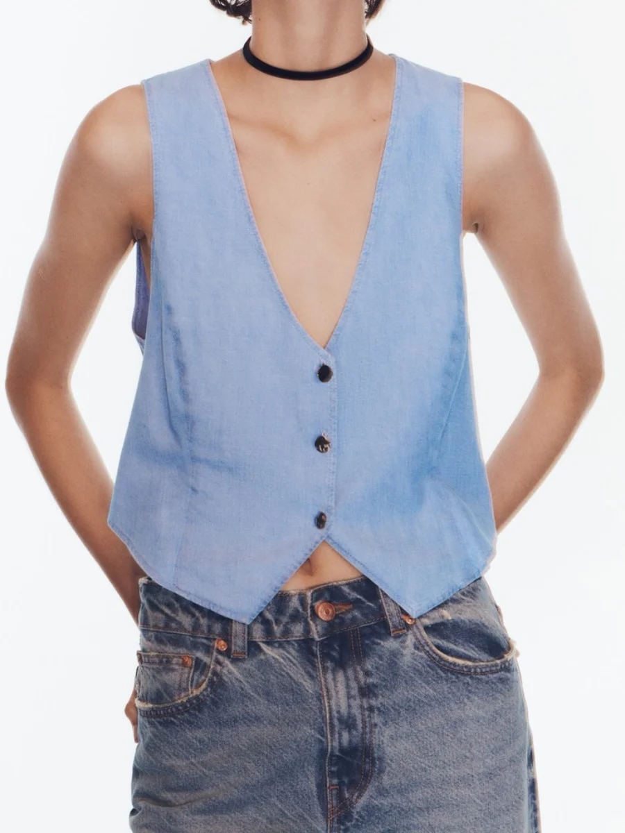 

Summer Women Solid Vest 2023 New Leisure Holiday Style Deep V-Neck Single Breasted Sleeveless Back Chic Design Short Top Clothes