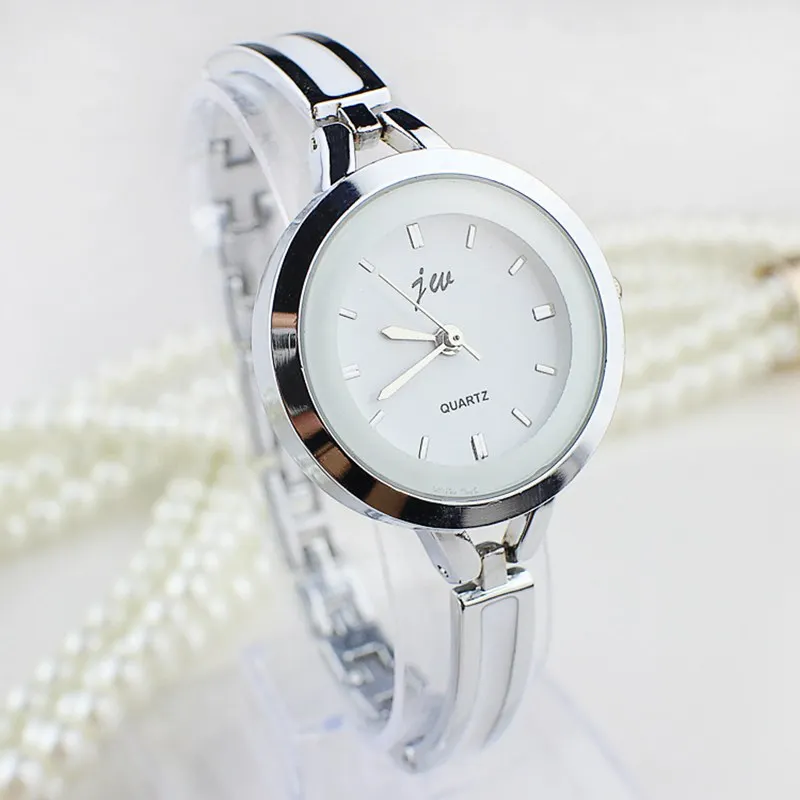 

2023 г., известный бренд, серебряные повседневные кварцевые часы, женские сетчатые часы из нержавеющей стали, женские часы, женские часы