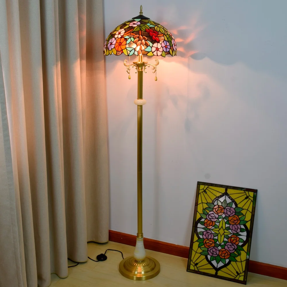 Рисунок 6 - Напольная Лампа Tiffany в европейском стиле