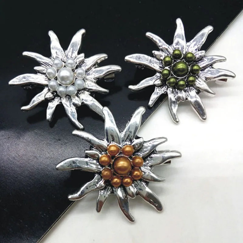 Женская Винтажная брошь в виде снежинки, с искусственным жемчугом