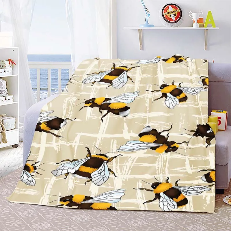 

Bee Animal Insect Cute Pattern Flannel Throw Blanket Super Lightweight Comfortable Soft Warm Blanket Decor Kids Teen Travel Gift