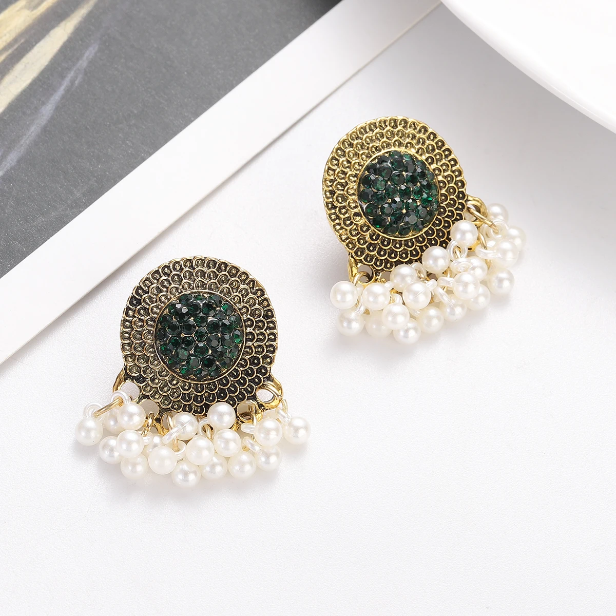 

Pendientes Piercing Round Indian Jhumka Earrings for Women Ethnic Green CZ Gold Color Earring Trendy Wedding Ear Rings