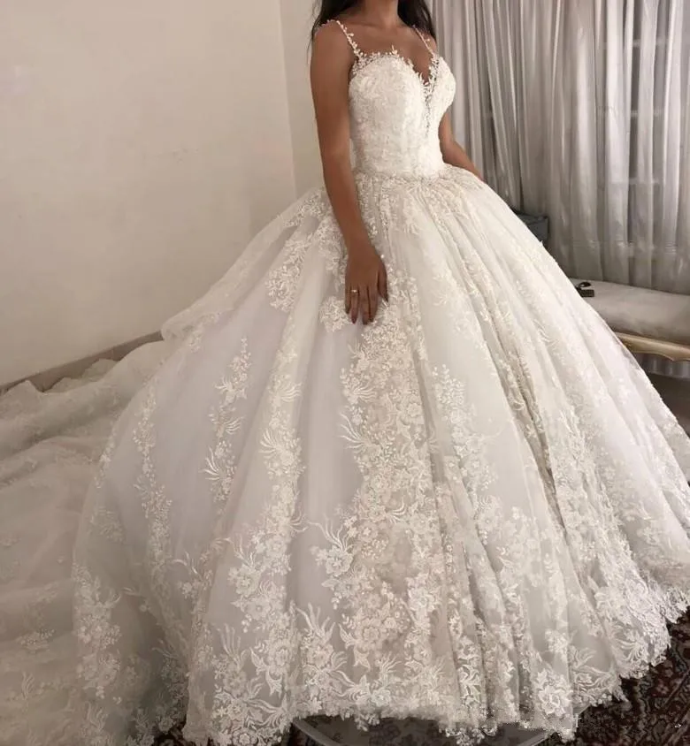 

Vestido De Novia luxury ball gown Wedding Dresses Spaghetti straps Lace Applique Wedding Gowns Sweep Train Bridal Dresse
