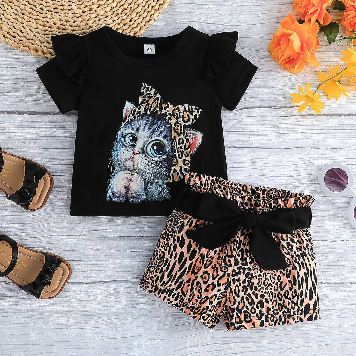 

Clothing for Girls 1 To 3 Years Old Girl Cat Short Sleeve T-shirt + Leopard Print Shorts 2-piece Baby Summer Clothes Suit