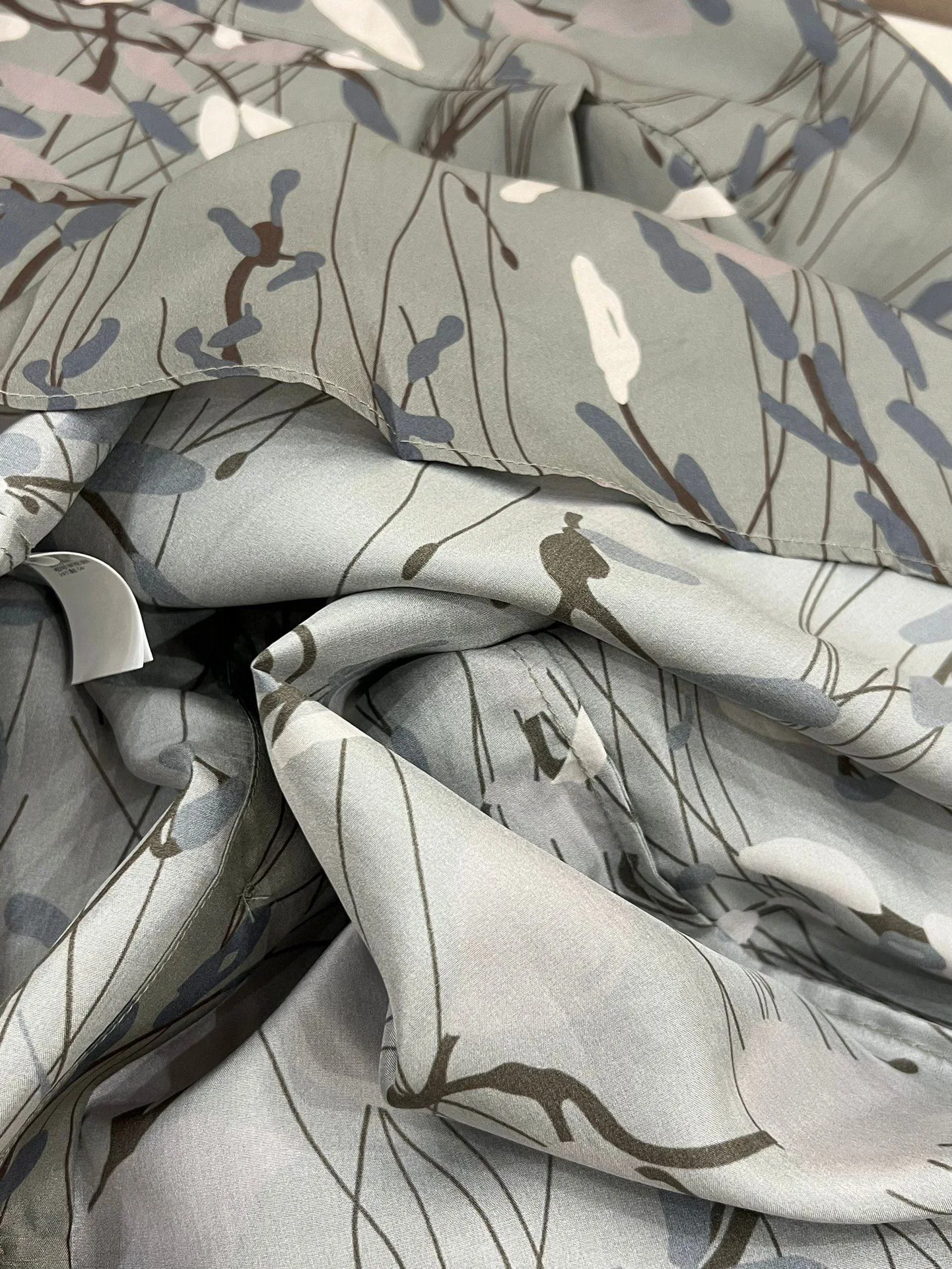 Шелковая осенняя рубашка с бисером