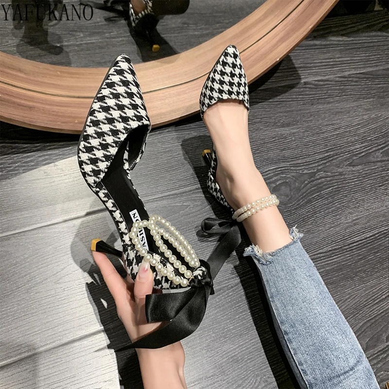 

Женские босоножки на шнуровке, с острым носком, на тонком каблуке