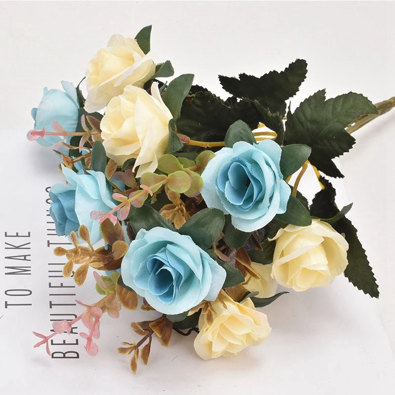 

Искусственные розы из шелка, букет, 1/2 шт.