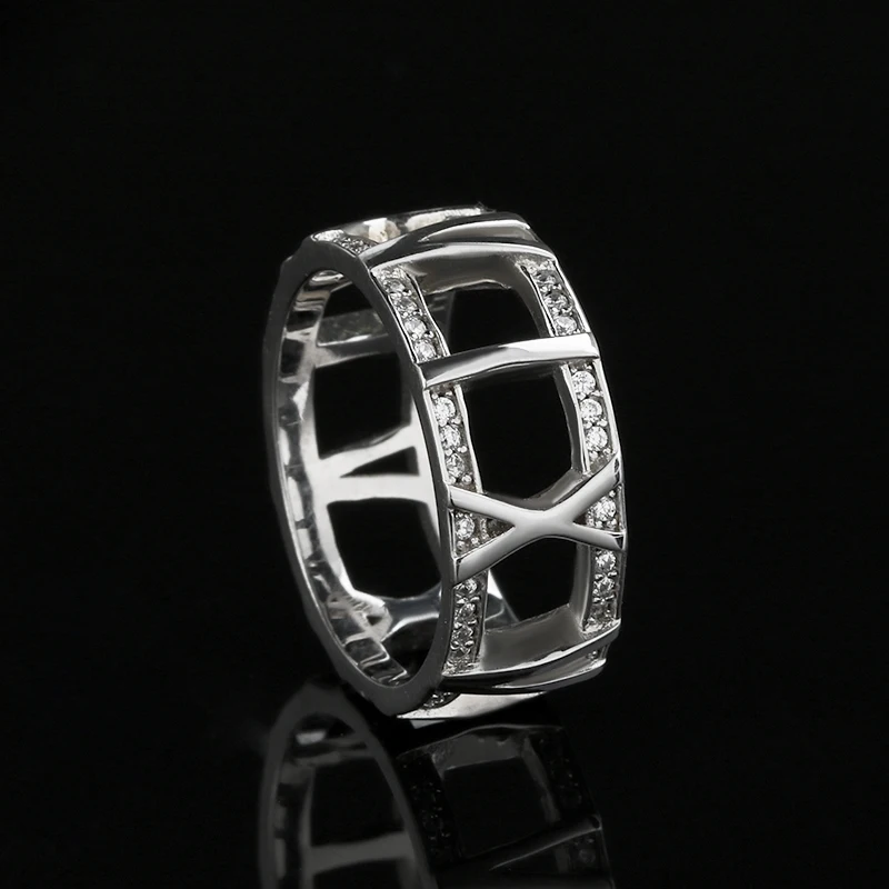 

Женское Винтажное кольцо из серебра 925 пробы