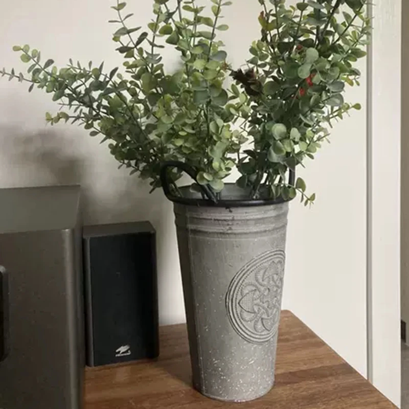 

Metal Antique Vase Big Size Plantas Office Tall Vase Floor Modern Style Minimalist Vasi Per Fiori Acrylic Room Decor