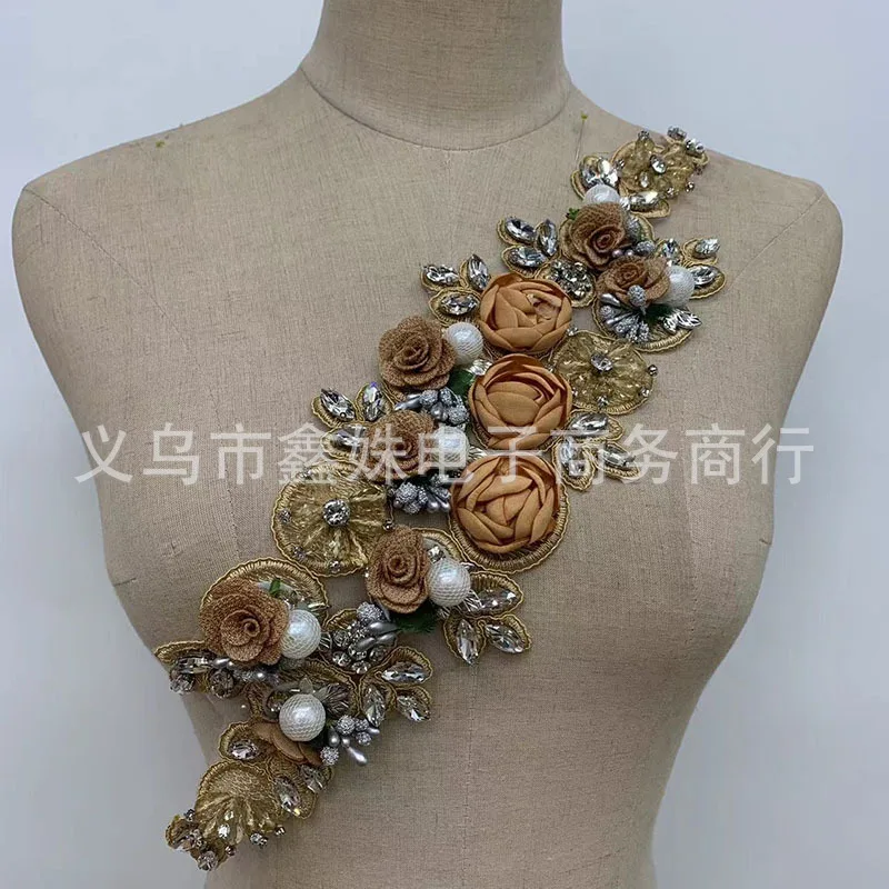 Декоративная аппликация в виде розы