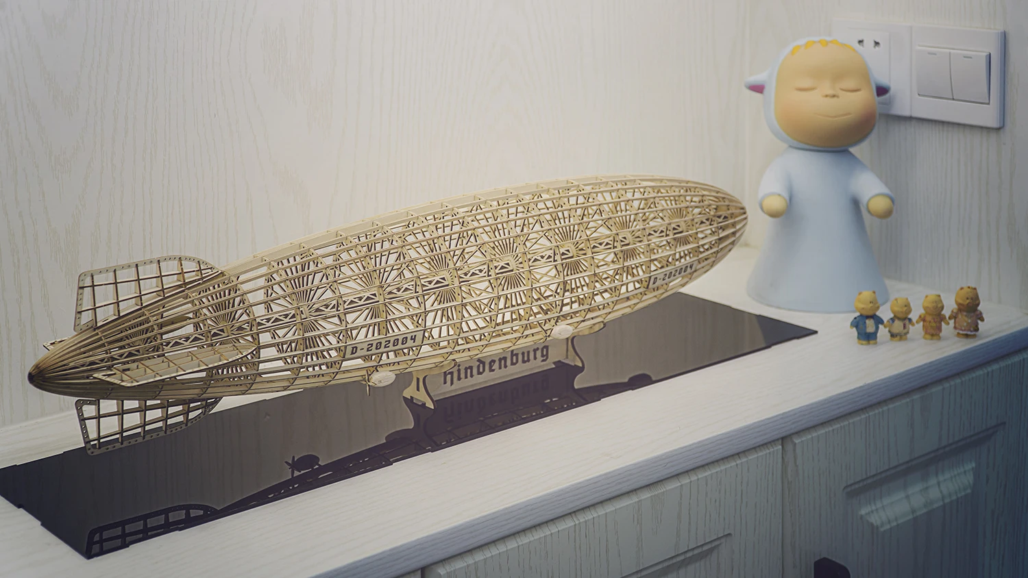 Фото Модель дирижабля AEO LZ-129 Hindenburg Zeppelin, масштаб 1:408, из бальзы, набор для самостоятельной сборки, 3D-модель для статической демонстрации, самолет №5