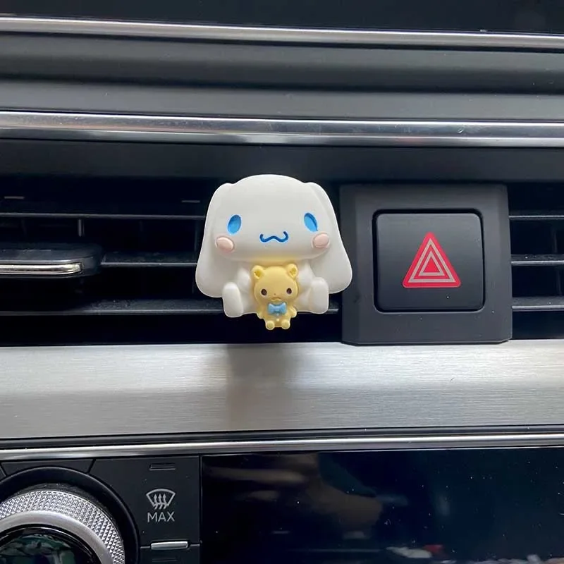 

Фигурки из мультфильмов MINISO