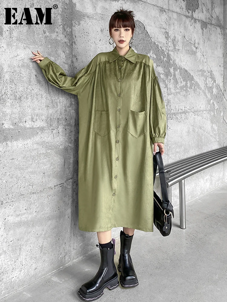 

[EAM] Women Green Pleated Big Size Long Shirt Dress New Lapel Long Sleeve Loose Fit Fashion Tide Spring Autumn 2023 1DF2776