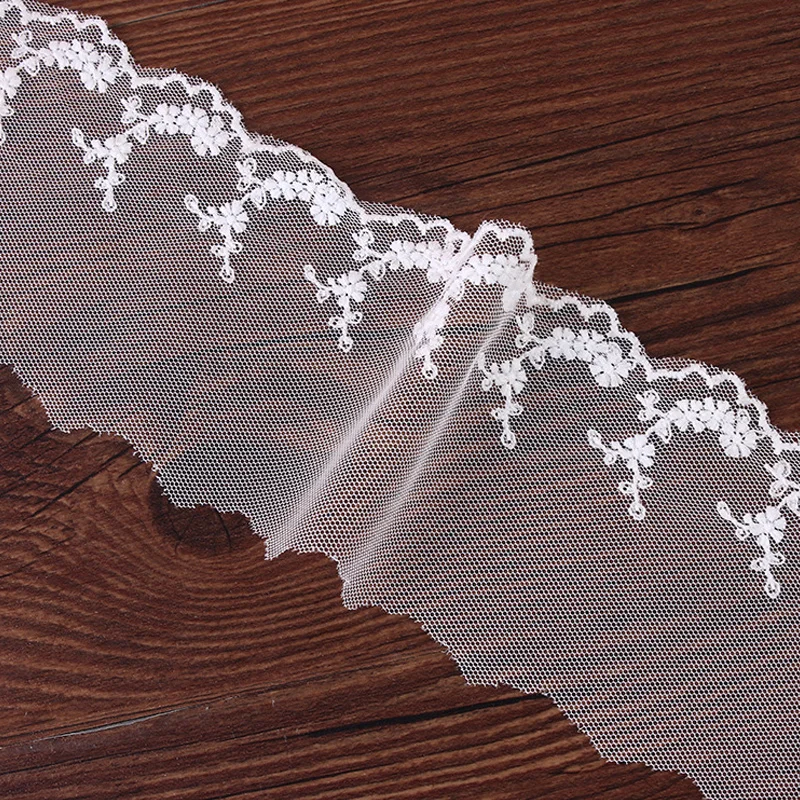 30-метровое Водорастворимое Молочное Шелковое Кружево С Вышивкой В Полоску