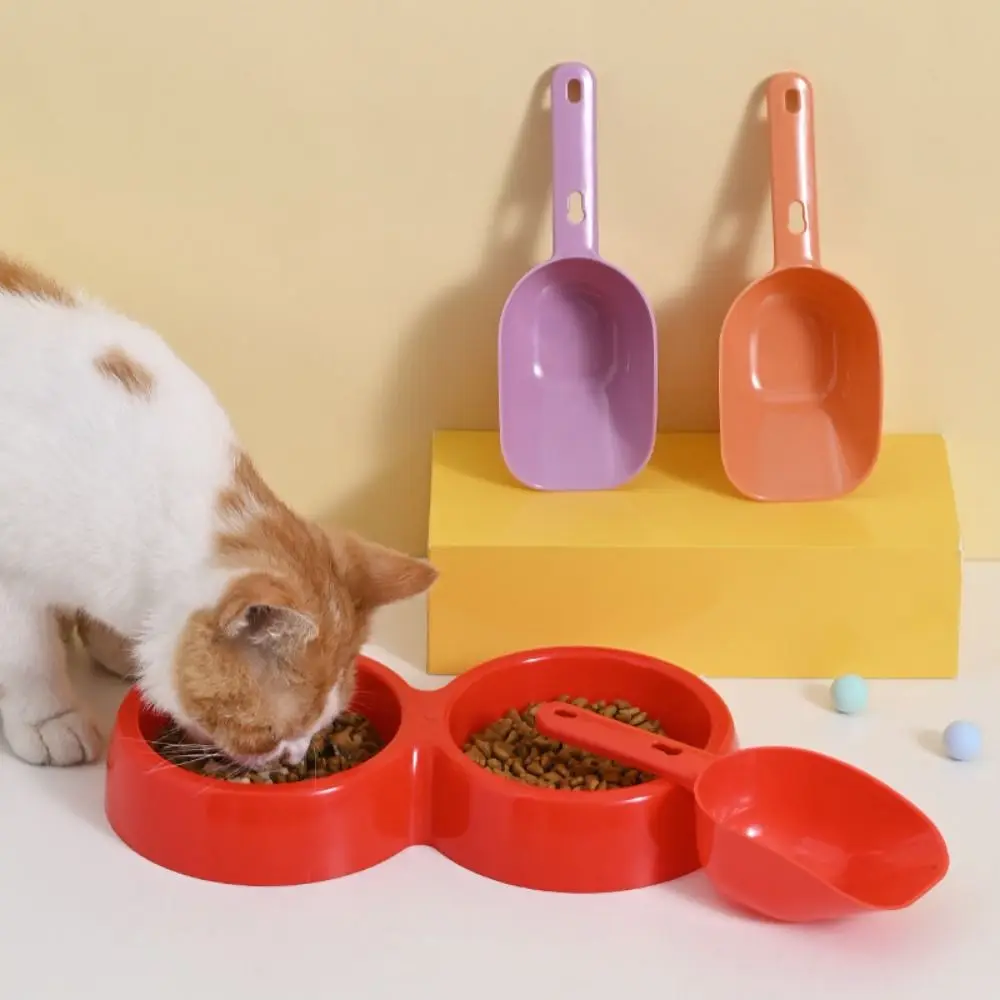

Random Color Plastic Cat Foods Spoon Large Capacity Plastic Cat Food Scoop with Hang Hole Pet Feeding Shovel Pet Feeding