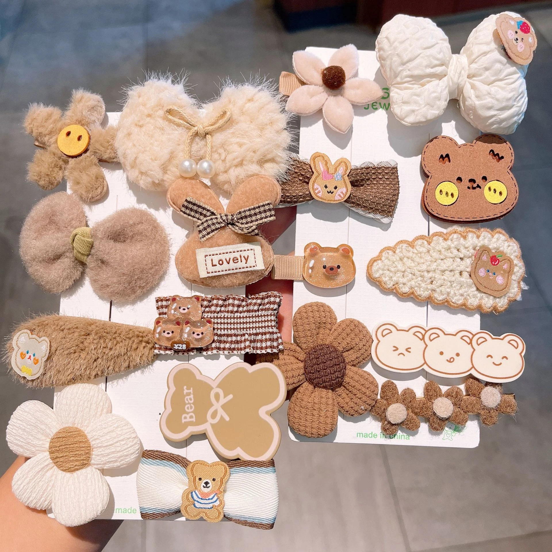 Autumn Winter 8Pcs Kids Hairclip Cartoon Bear Cute Bowknot Baby Princess Hair Accessories Newborn Cream Color Hairclips For Girl