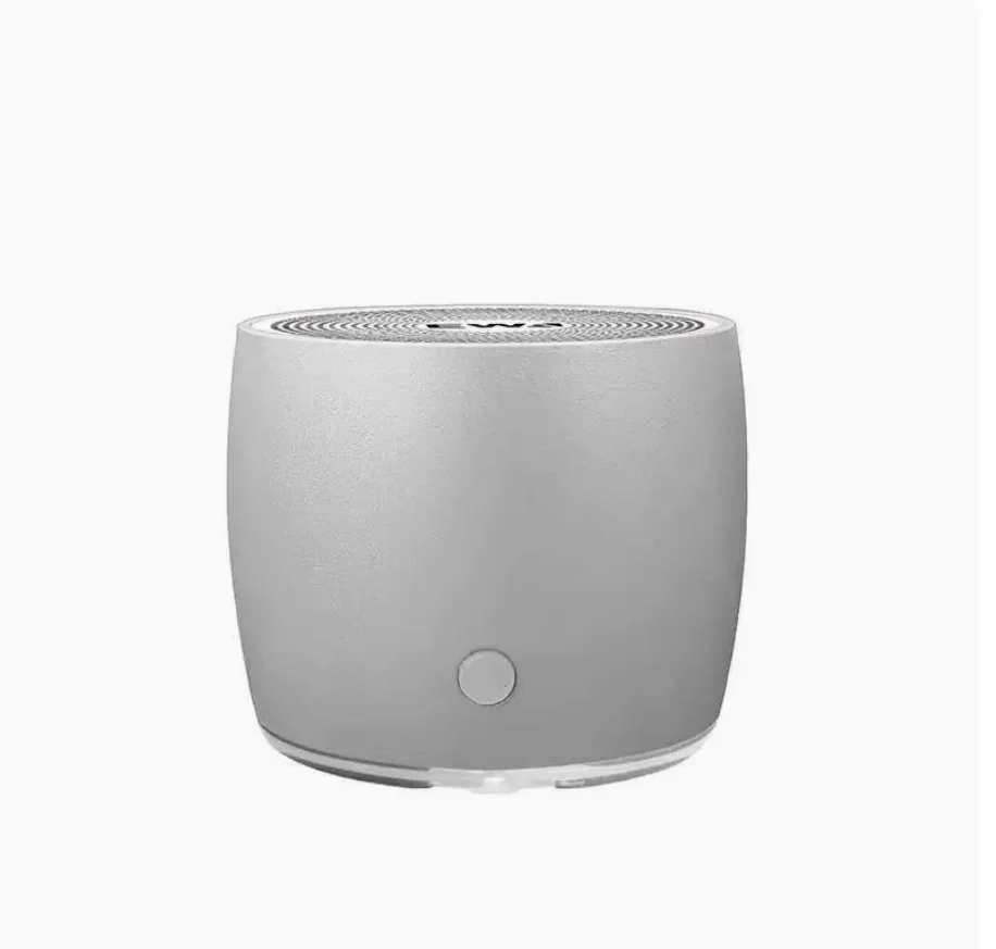 Фото EWA A103 Миниатюрная Bluetooth-совместимая металлическая колонка, портативная уличная беспроводная акустическая система с мощным сабвуфером №1