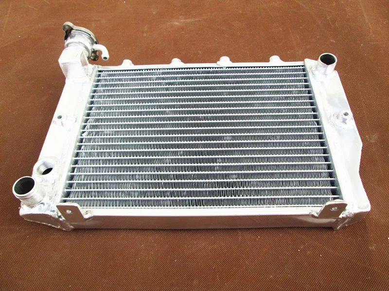 

Radiator For 1982-1986 Honda Magna 700 VF700C Aluminum 1982 1983 1984 1985 1986