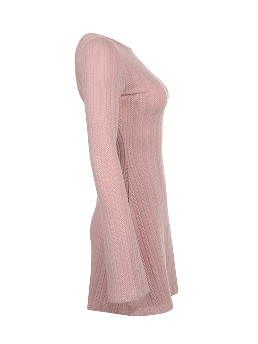 Женское мини-платье с длинным рукавом