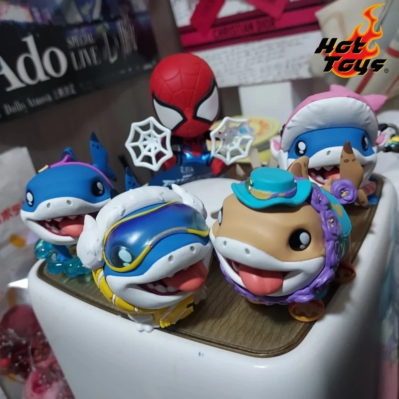 Фото Коллекционная мини-фигурка HotToys Marvel Rivals Mystery Cosbi Blind Box: Человек-паук, Магнето – настольное украшение для взрослых коллекционеров №1