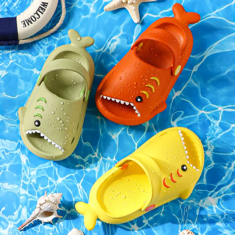 

Летние Стильные детские тапочки; Детские Вьетнамки; Сандалии; Нескользящие Тапочки для ванной; Верхняя одежда для мальчиков и девочек с гер...