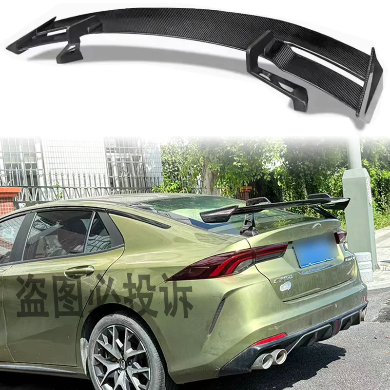 Фото Для Guangqi Dodge Attitude 2021+ утконос задняя крышка багажника крыло из настоящего углеродного волокна №1