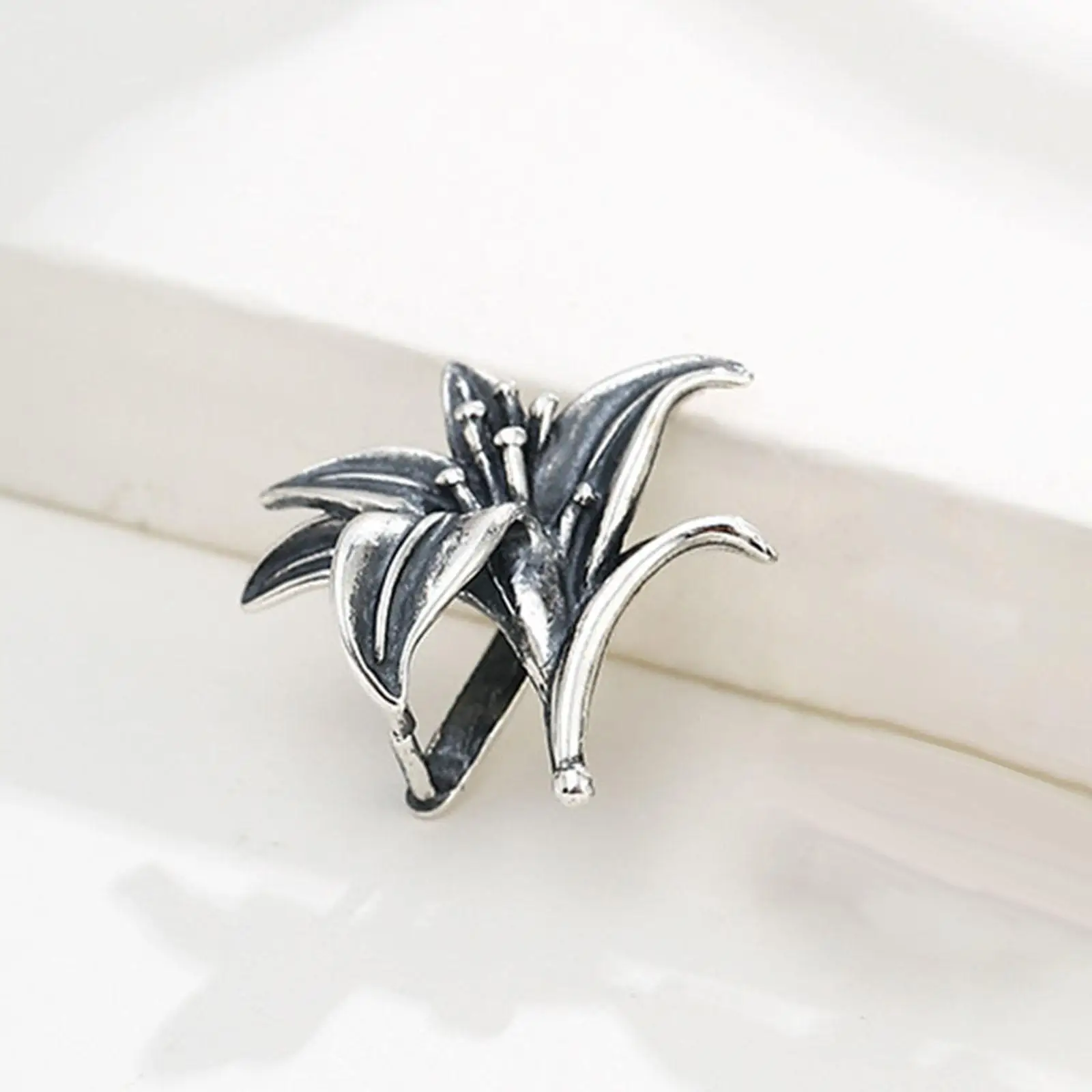 

Pendant Clasp Necklace Pinch Clip Clasp Bail Charm Clasp Necklace Connectors Pinch Bails for DIY Jewelry Making Bracelet