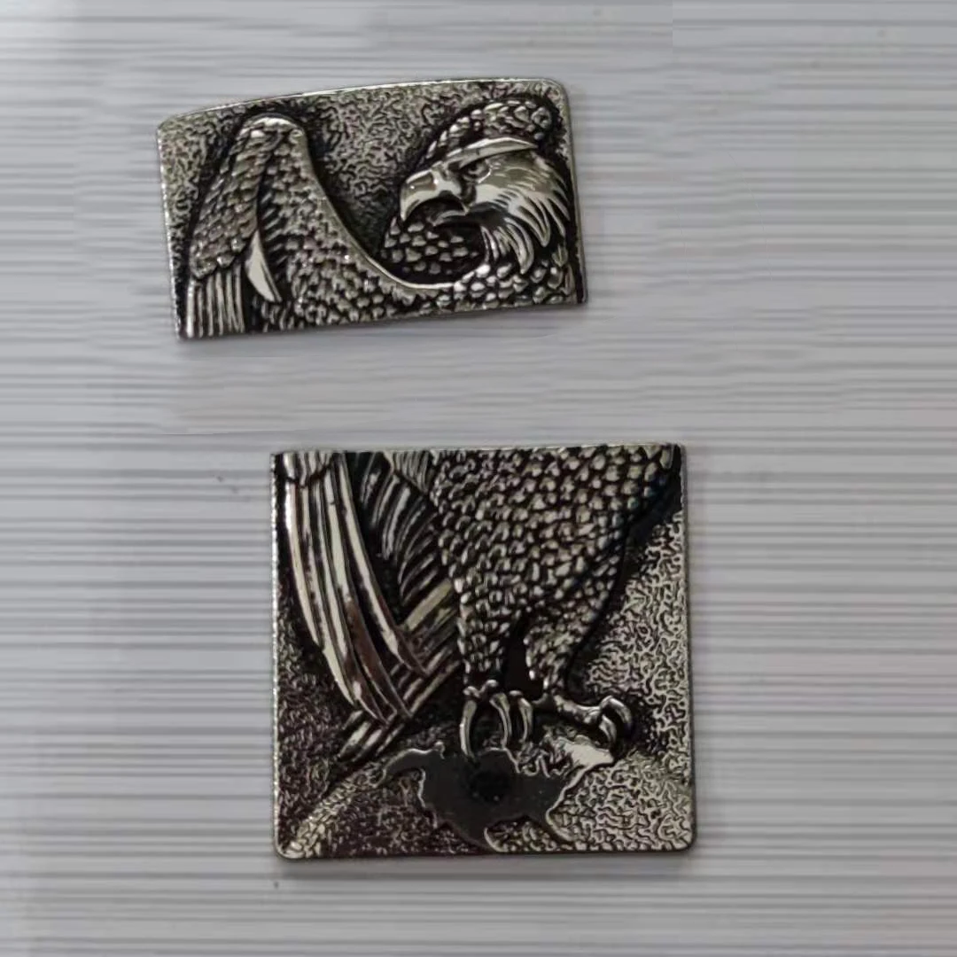 

Retro USA Eagle Standing On The Earth DIY Metal Badge For ZP Kerosene Oil Lighter Grind Wheel Lighter Decor Accessory Wholesale