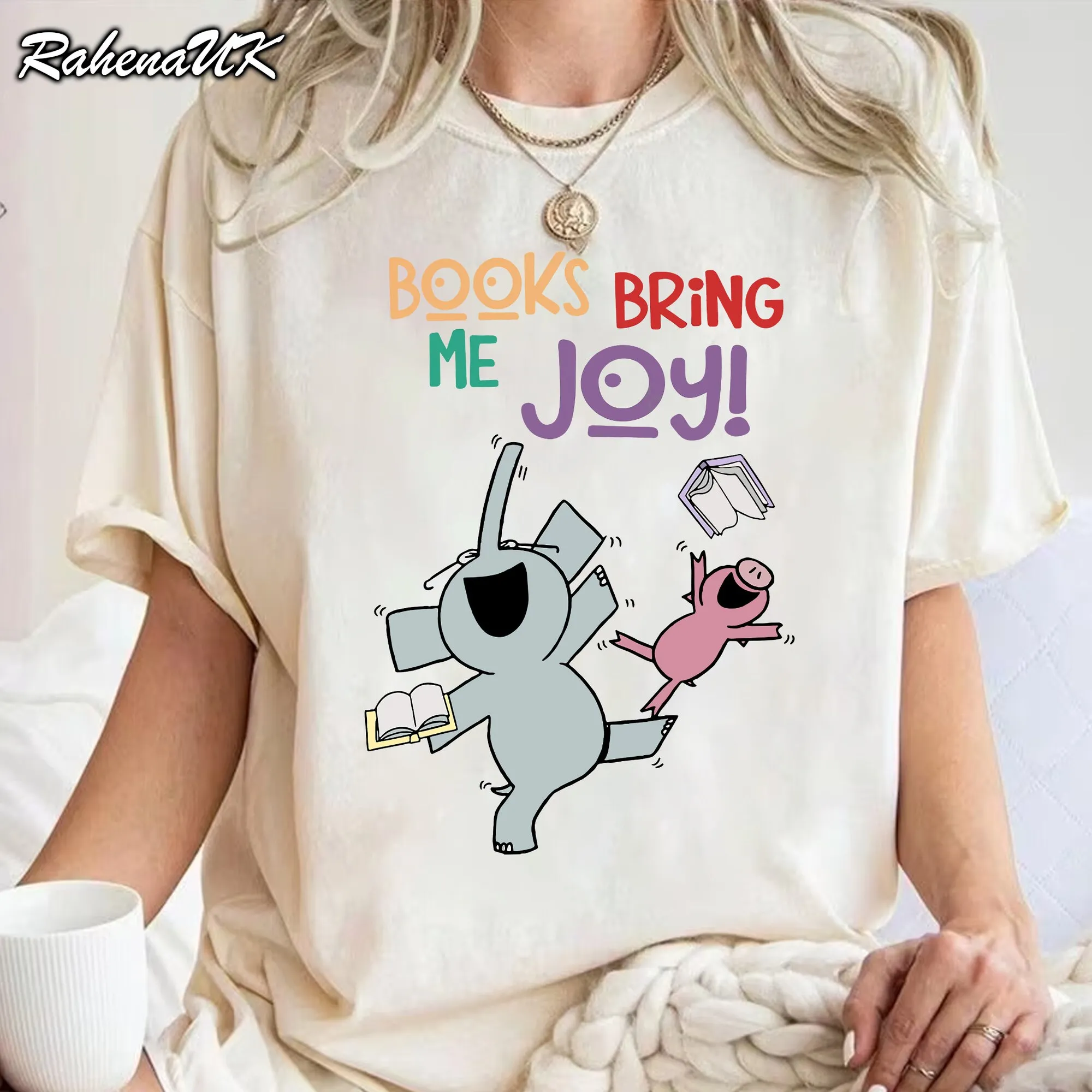 Футболка с надписью Bring Me Joy