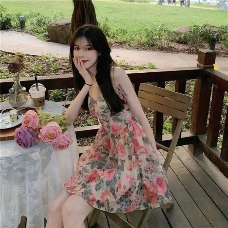 Летние модные короткие платья облегающее женское платье на бретельках с